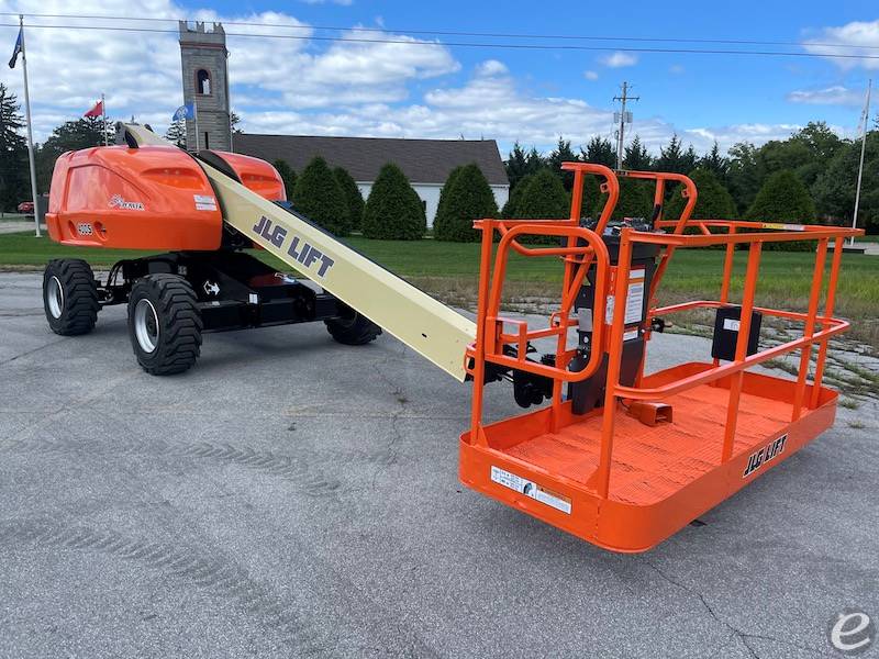 2014 JLG 400S