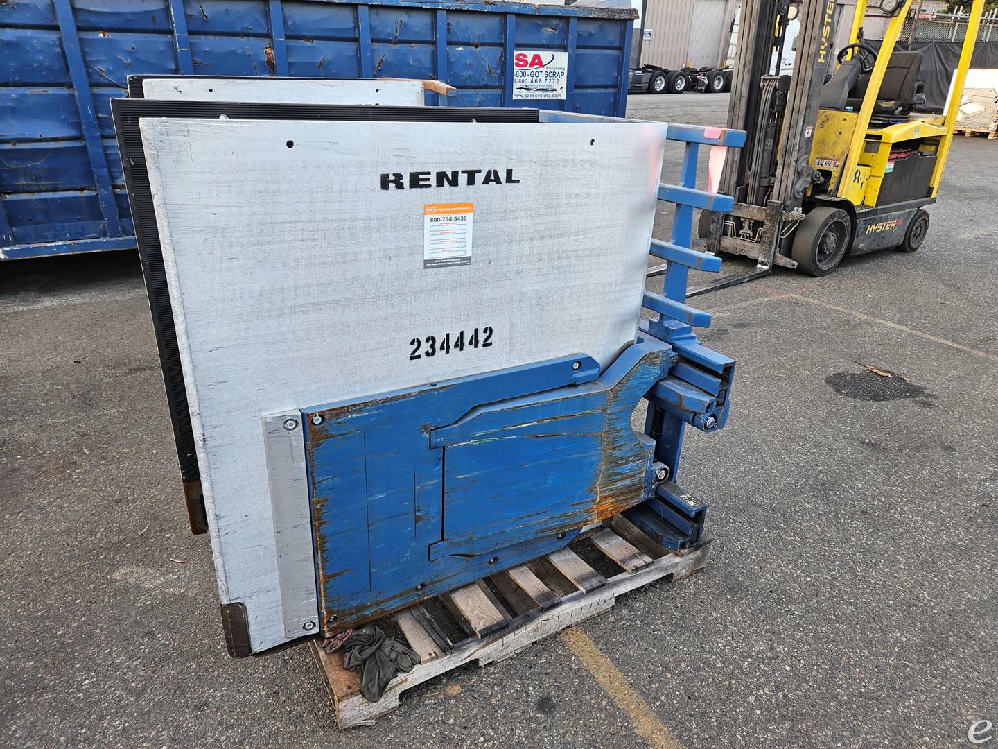 2023 Rightline LC35H-10-3AC-AP