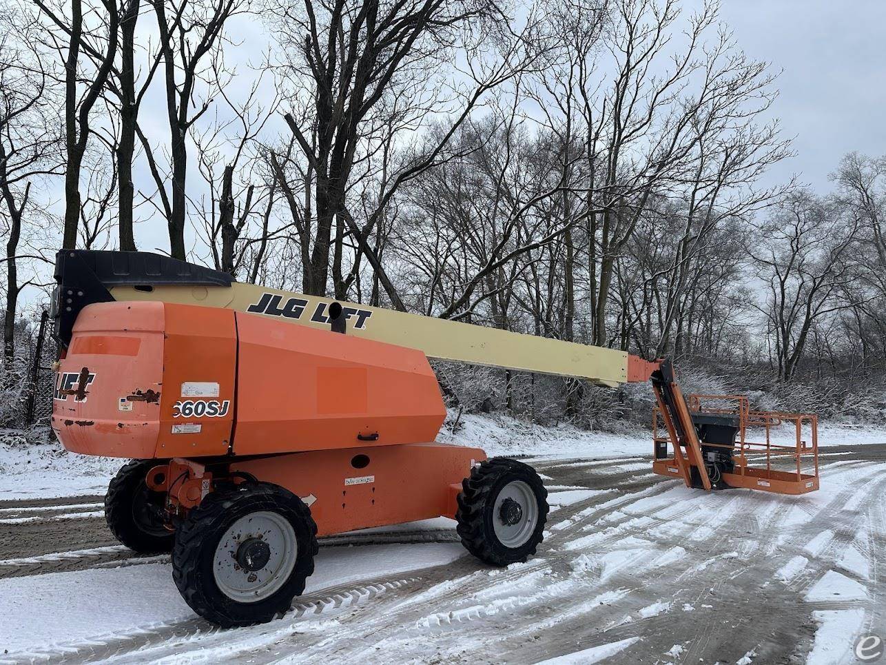 2017 JLG 660SJ