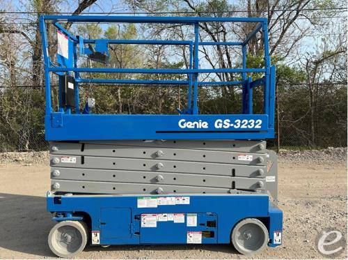 2015 Genie GS3232