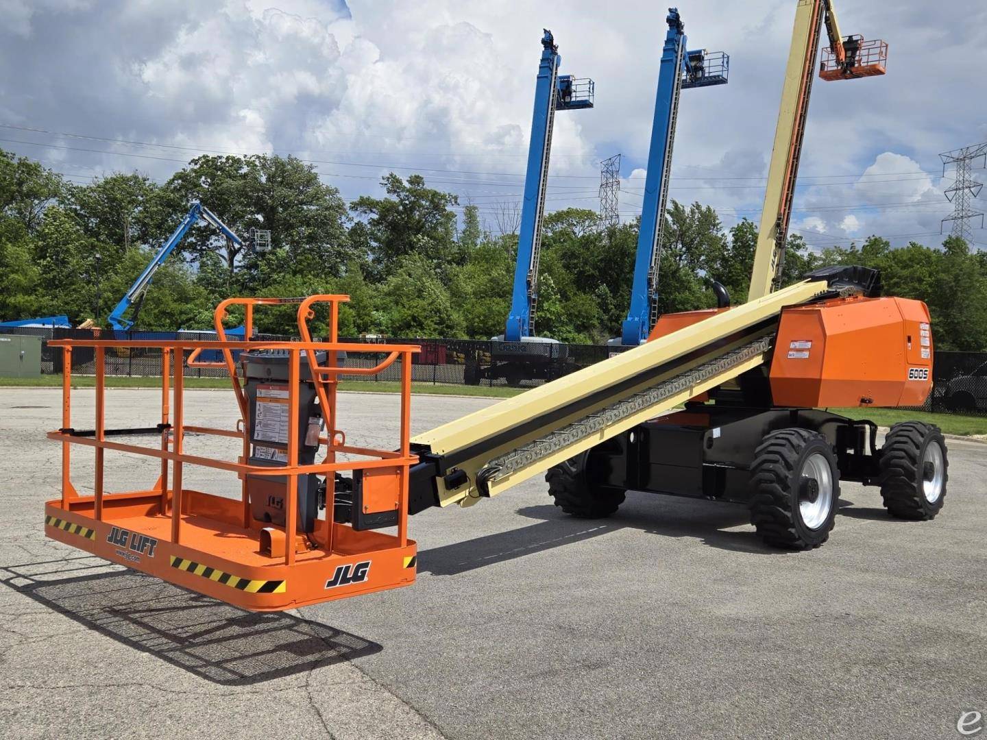 2013 JLG 600S