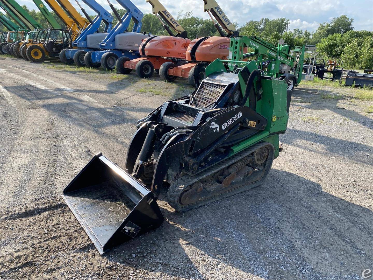 2016 Toro DINGO TX1000N