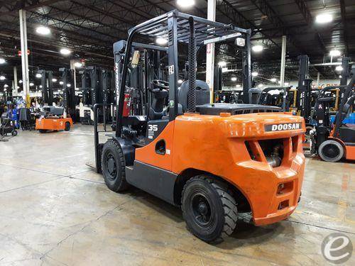 2015 Doosan D35S-7