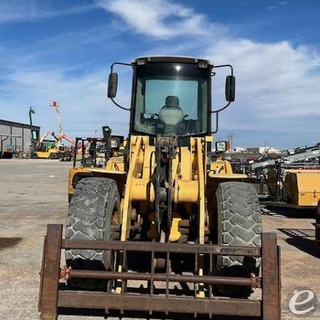 2003 New Holland W130