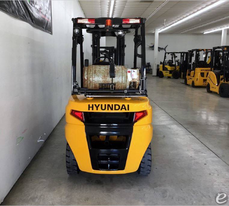 2024 Hyundai 30L-9A