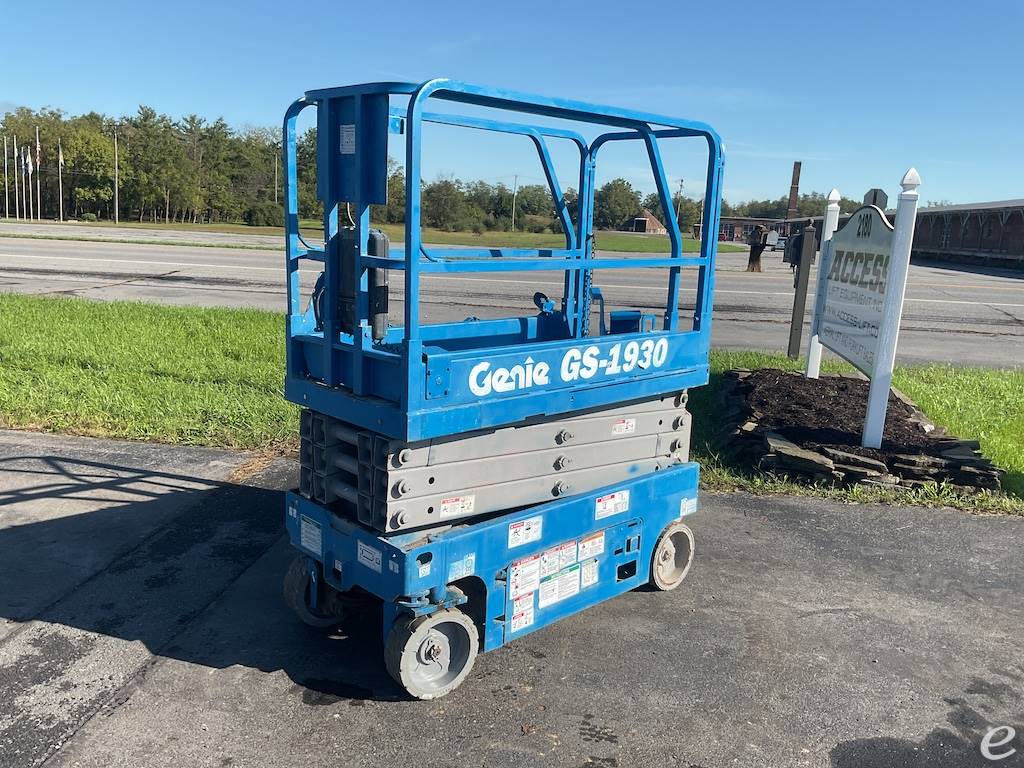 2012 Genie GS1930