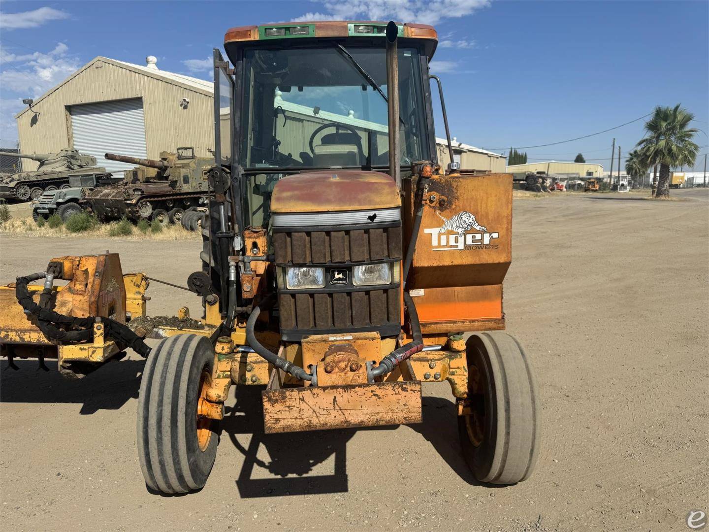 2001 John Deere 6410