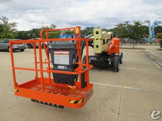 2024 JLG E450AJ