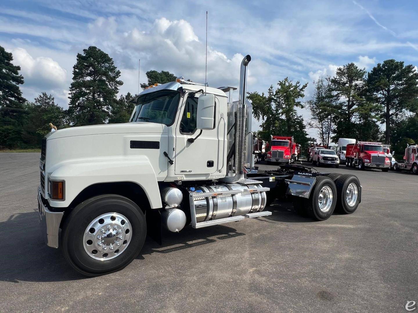 2024 Mack PINNACLE 64T