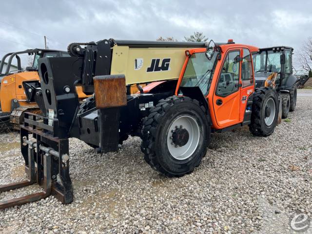 2021 JLG 1255