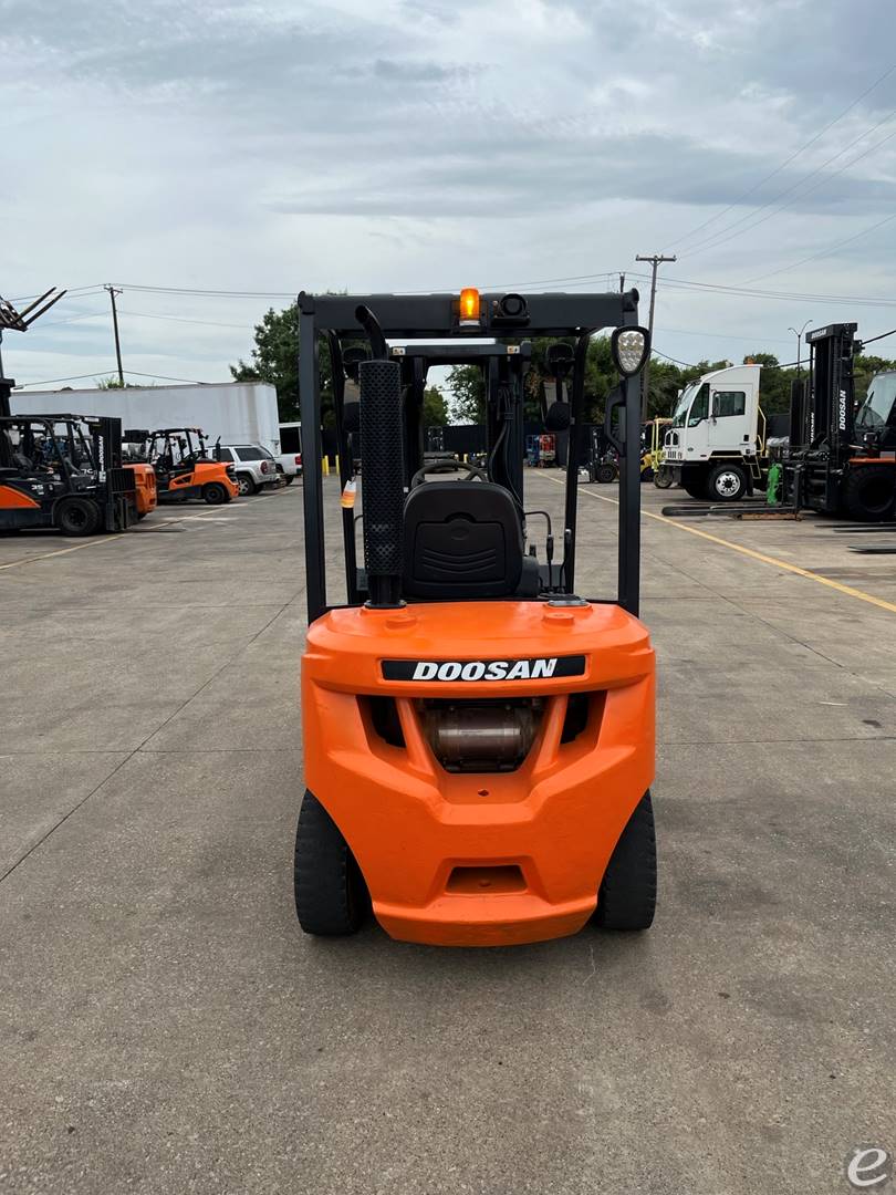 2021 Doosan D25S-7