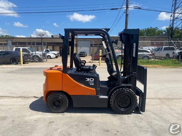 2016 Doosan D30S-7