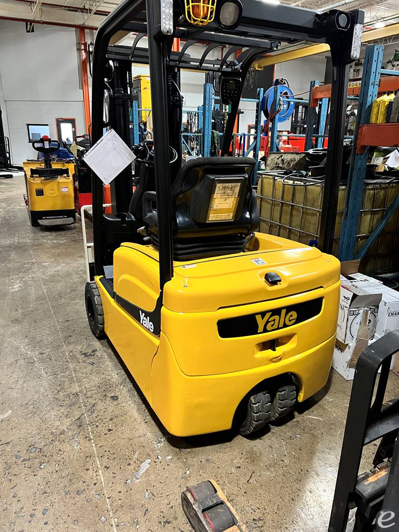 2011 Yale ERP040VTN48TE082 Electric 3 Wheel Forklift