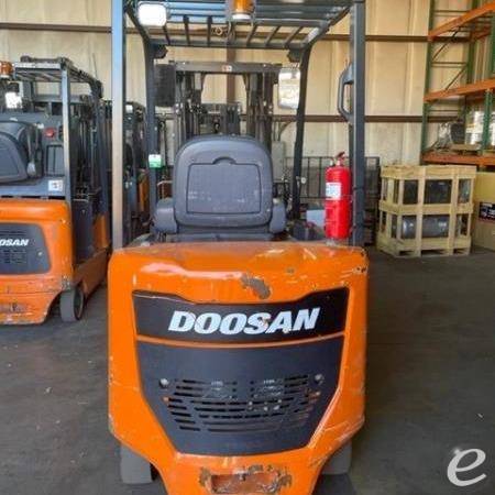 2020 Doosan BC32S-7