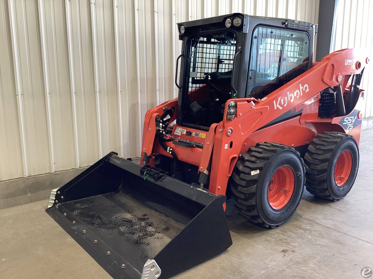 2024 Kubota SSV75PHFC