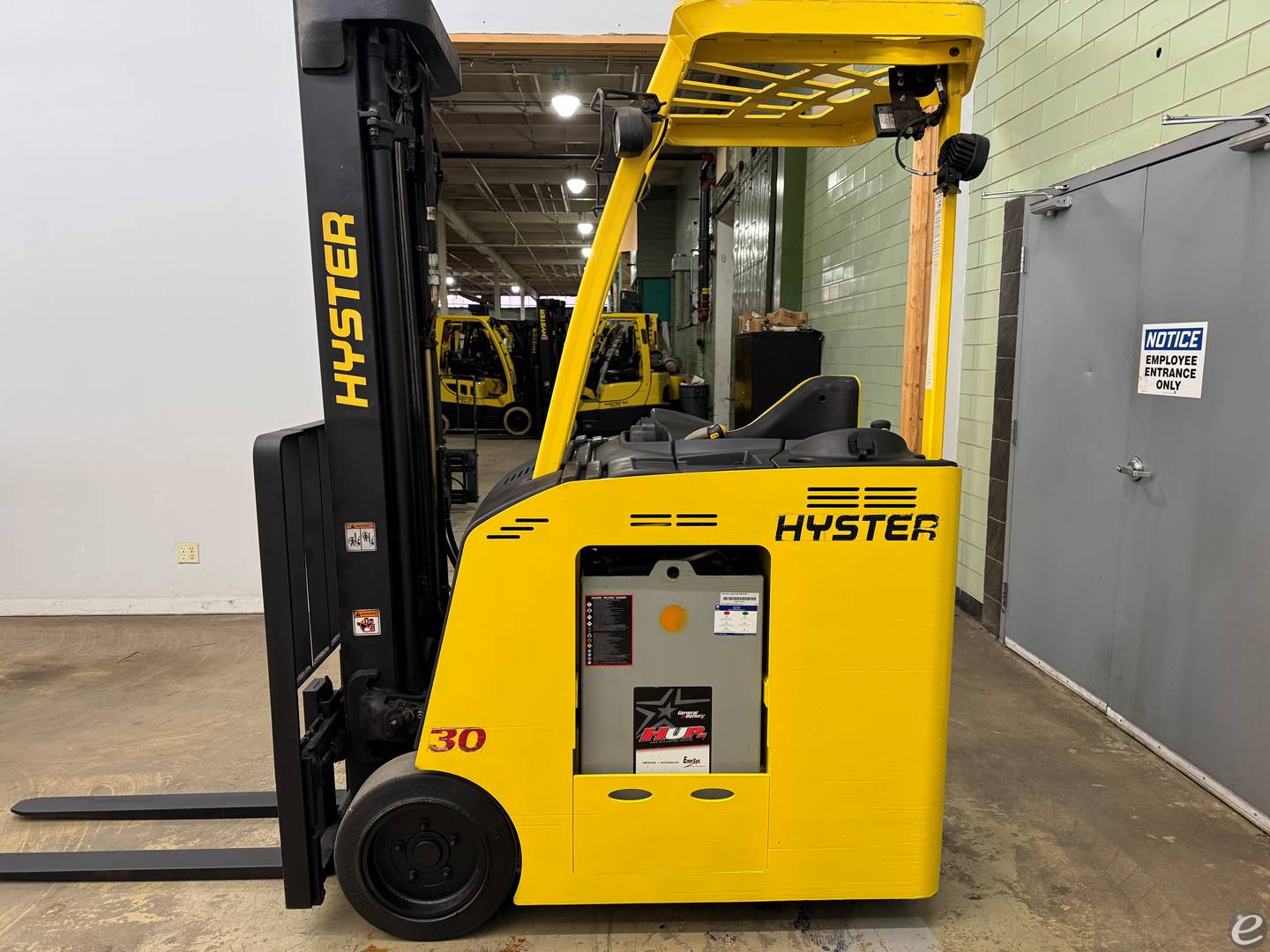 2017 Hyster E30HSD3-18