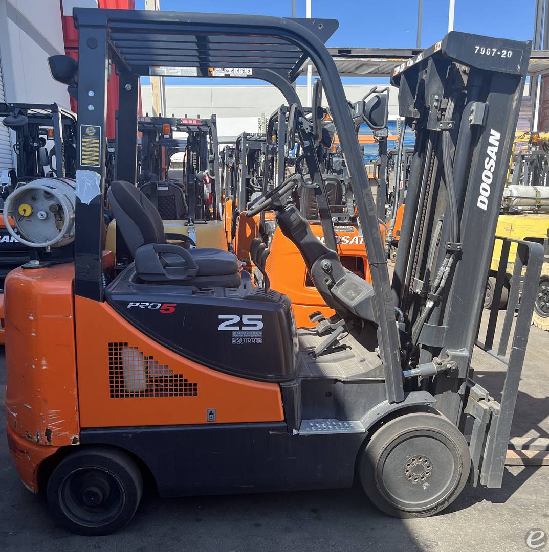 2018 Doosan GC25P-5