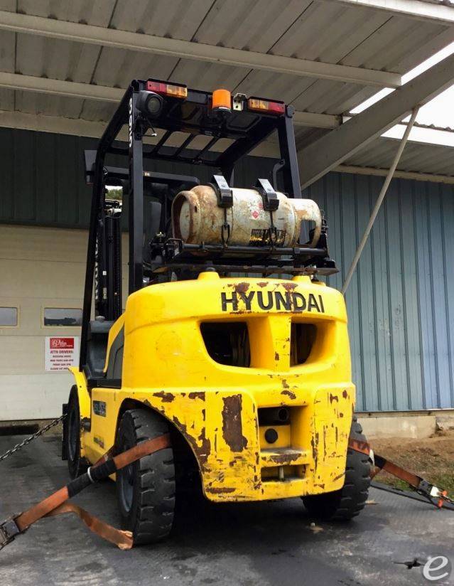 2016 Hyundai 25L-7A