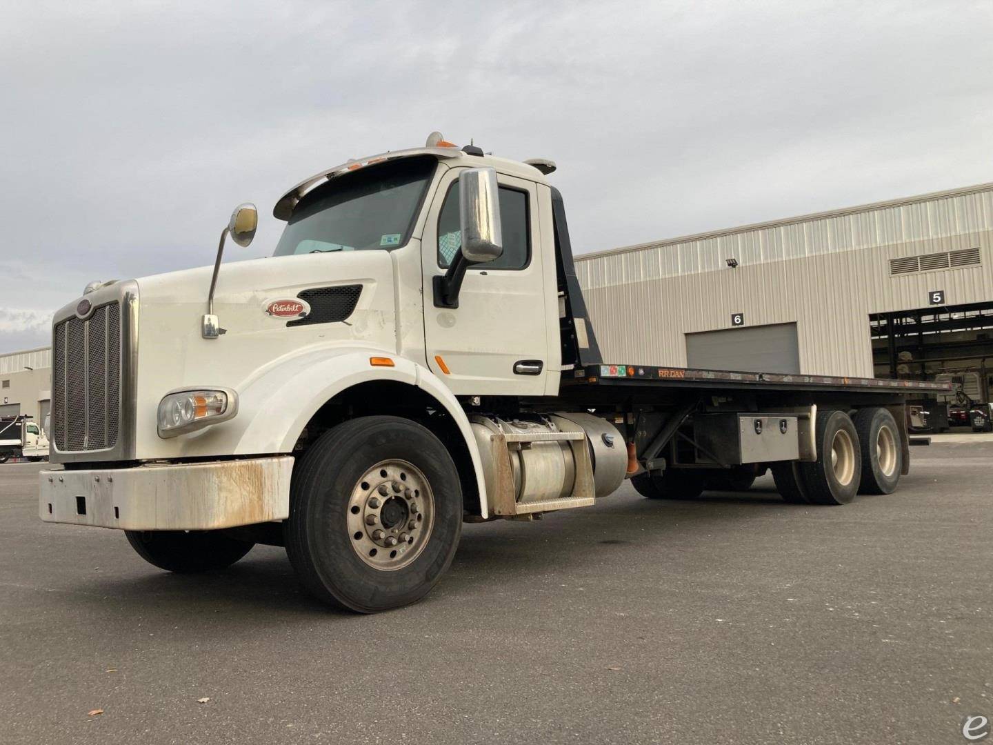 2016 Peterbilt 567