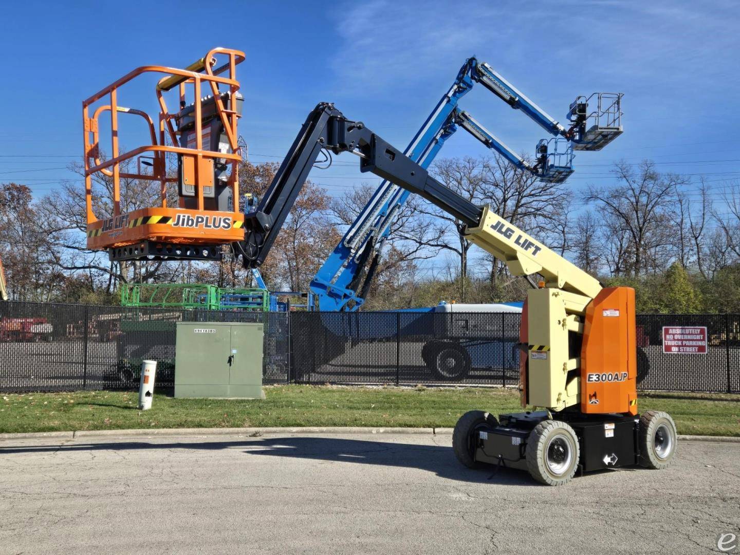 2016 JLG E300AJP