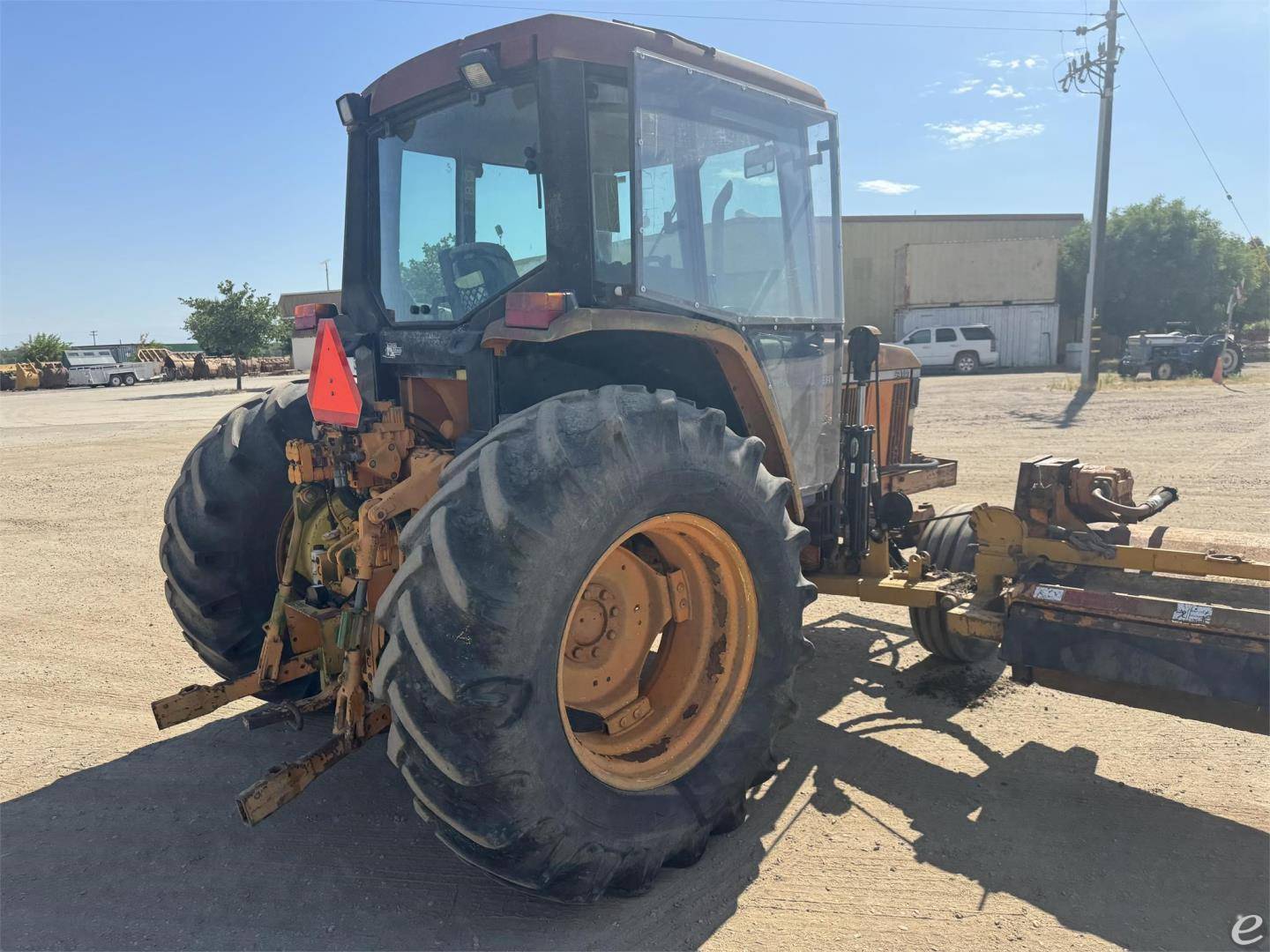 2001 John Deere 6410