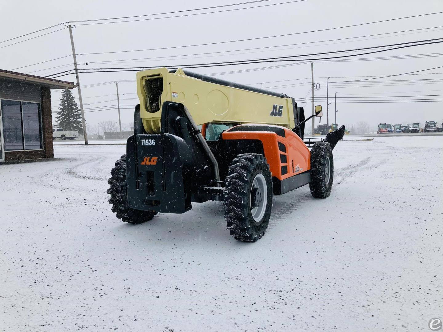 2015 JLG 1255