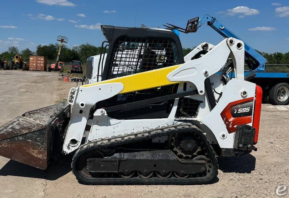 2022 Bobcat T595