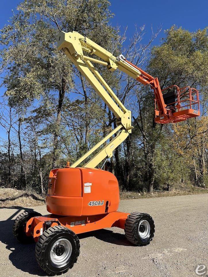 2014 JLG 450AJ II