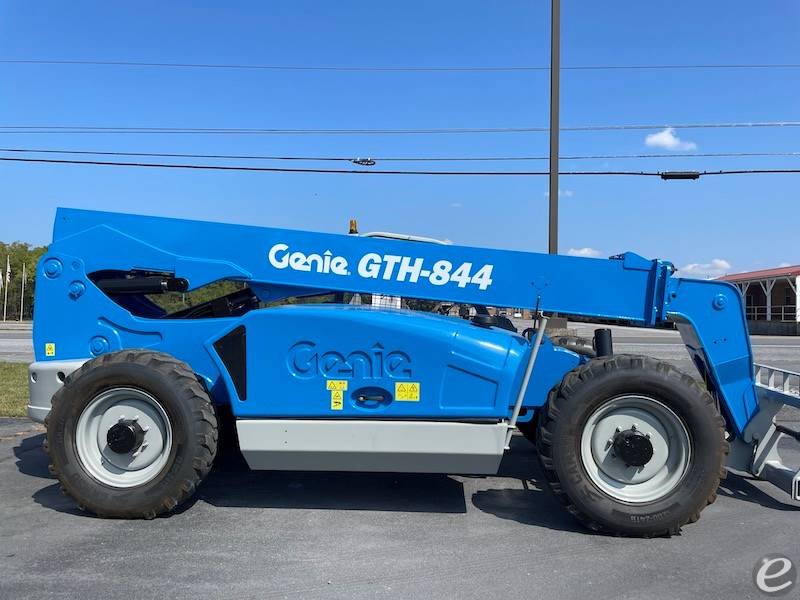 2013 Genie GTH-844