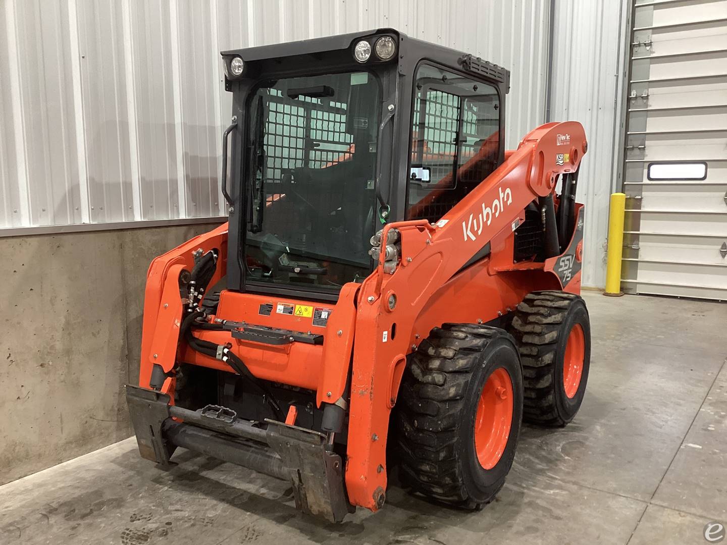 2021 Kubota SSV75PHRC