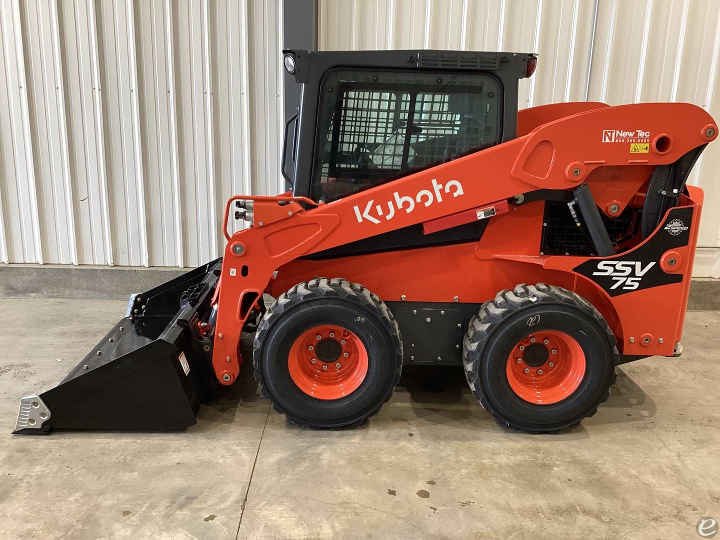 2024 Kubota SSV75HFC