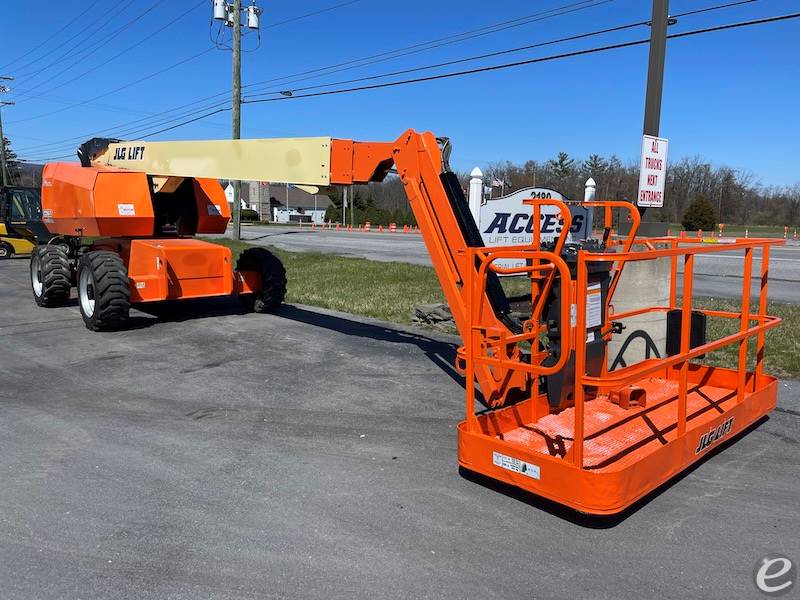 2017 JLG 660SJ