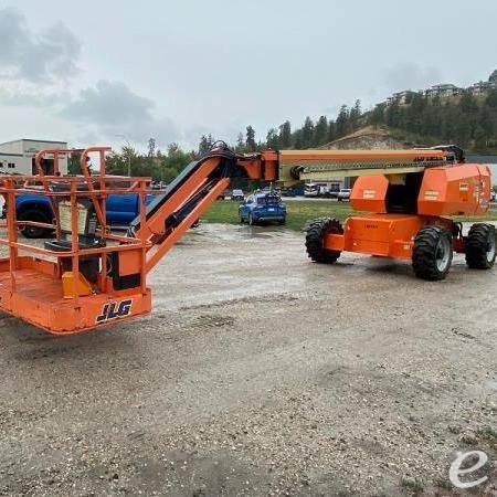 2017 JLG 660SJ