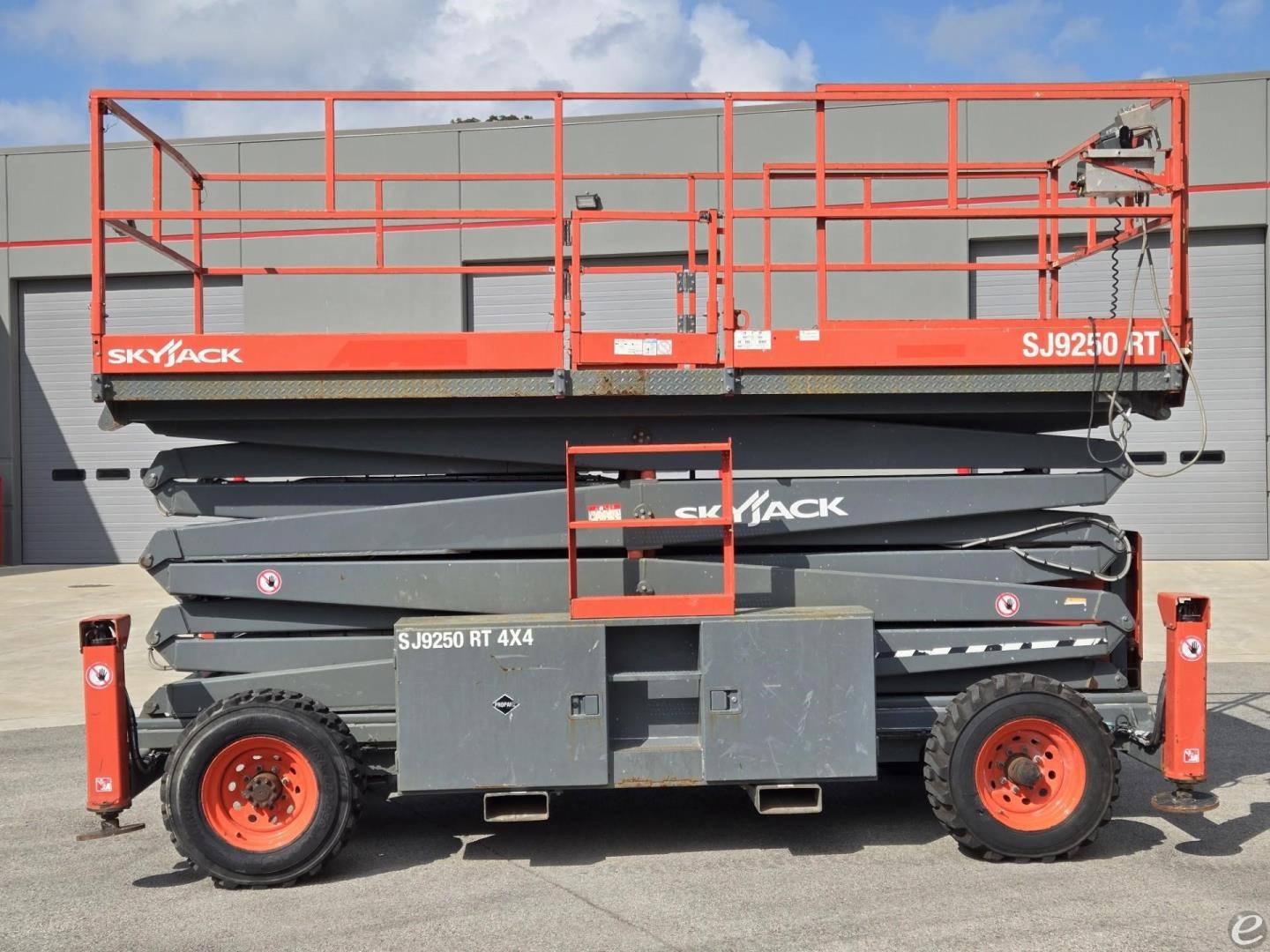 2019 Skyjack SJ9250RT