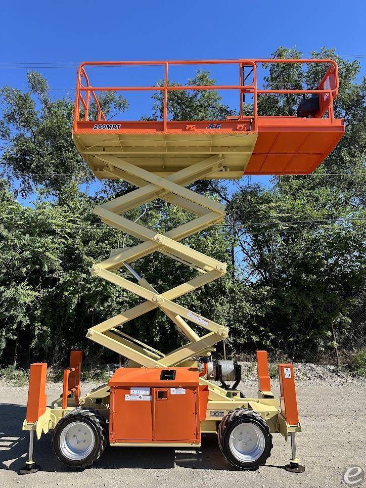 2015 JLG 260MRT