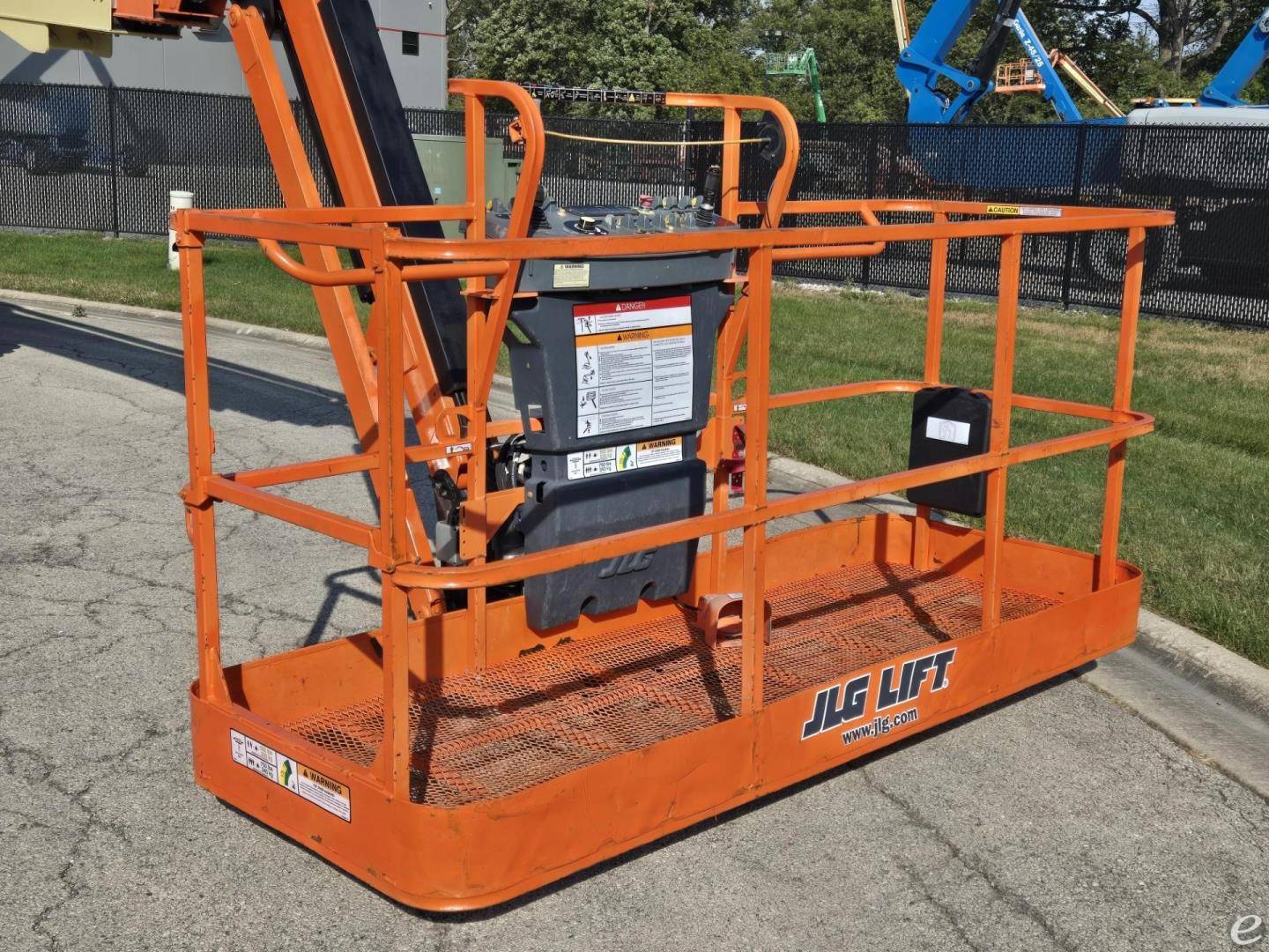 2020 JLG 860SJ