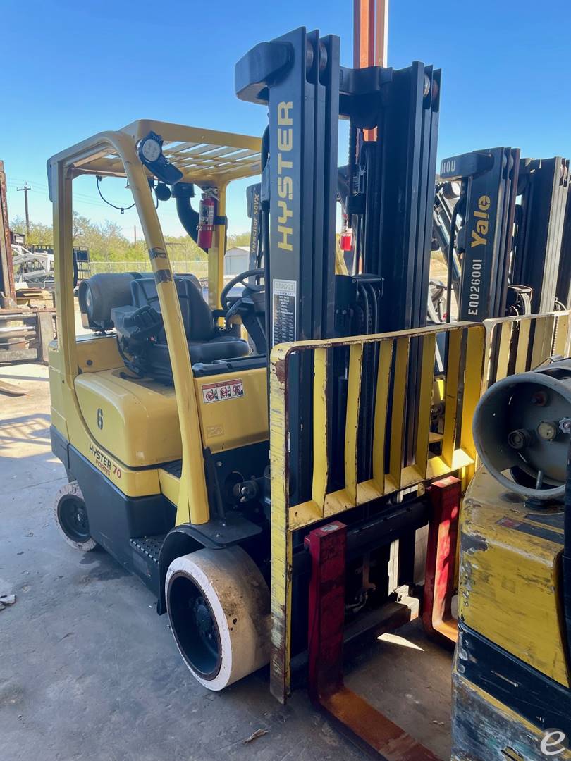 2020 Hyster S70FT