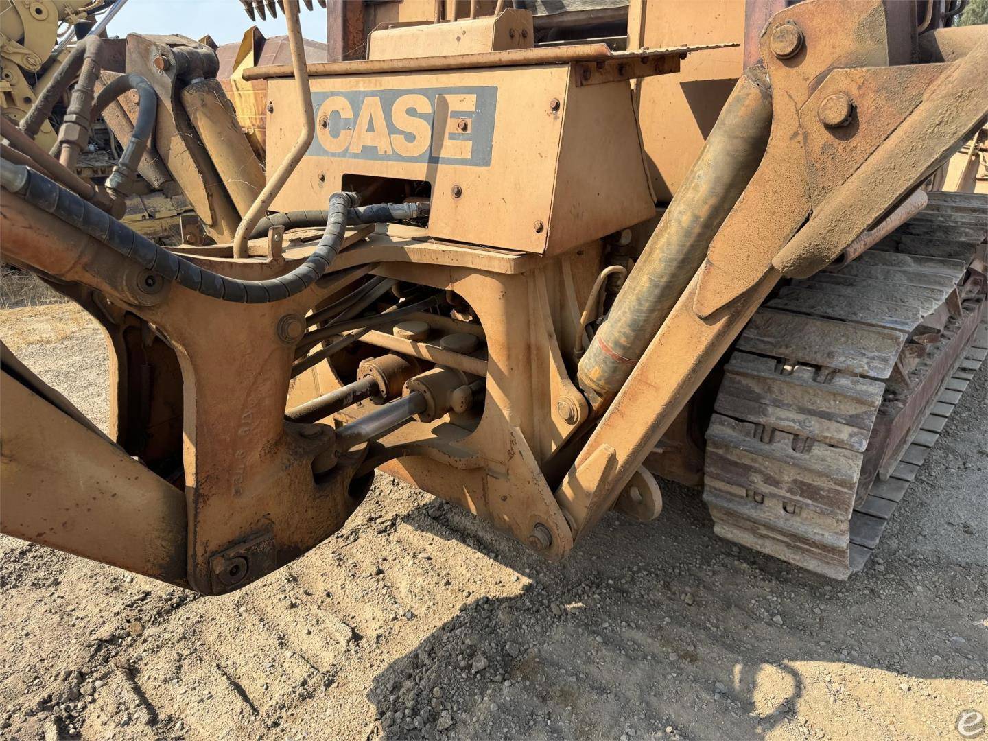 Case 850B