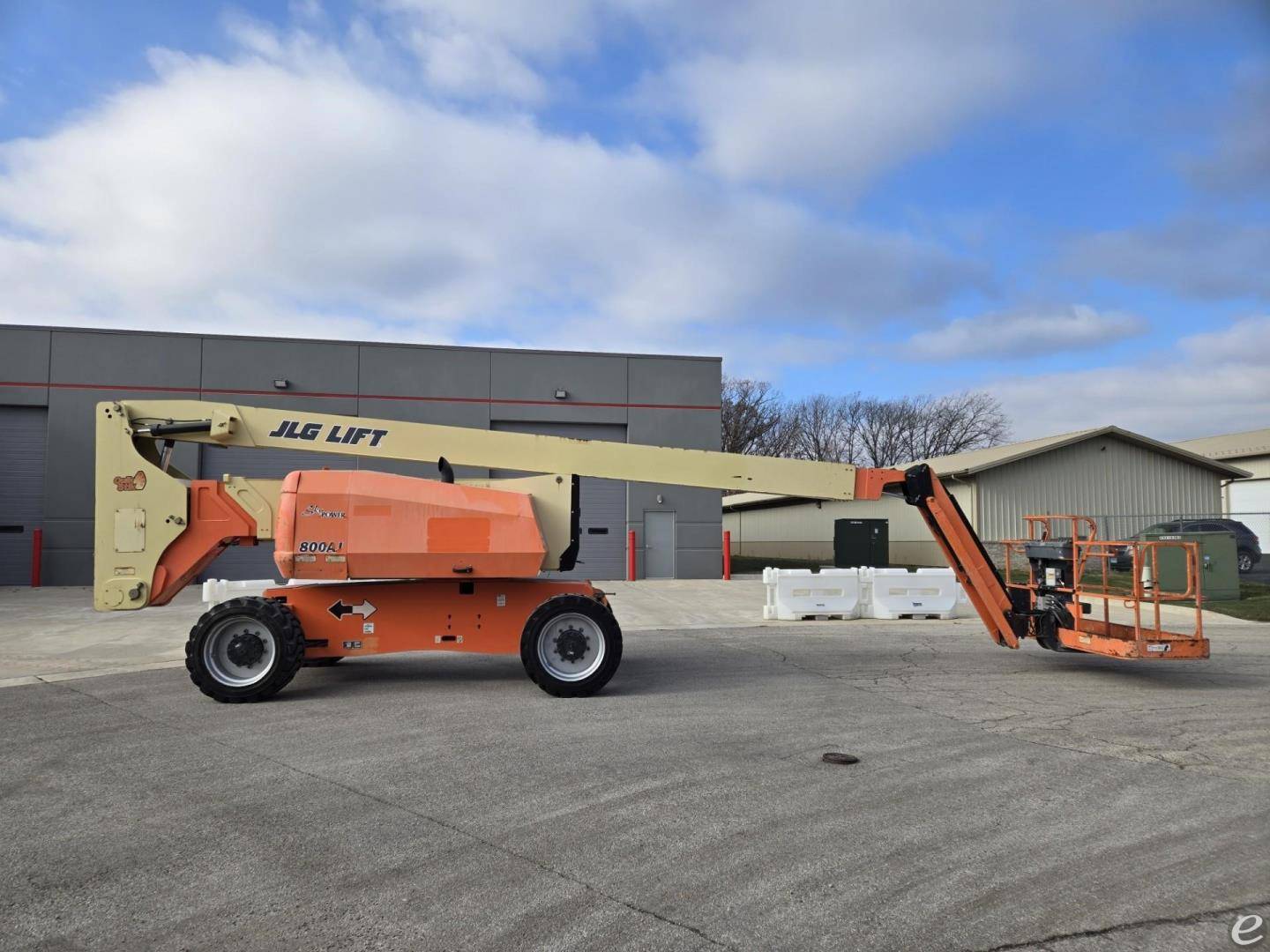 2015 JLG 800AJ