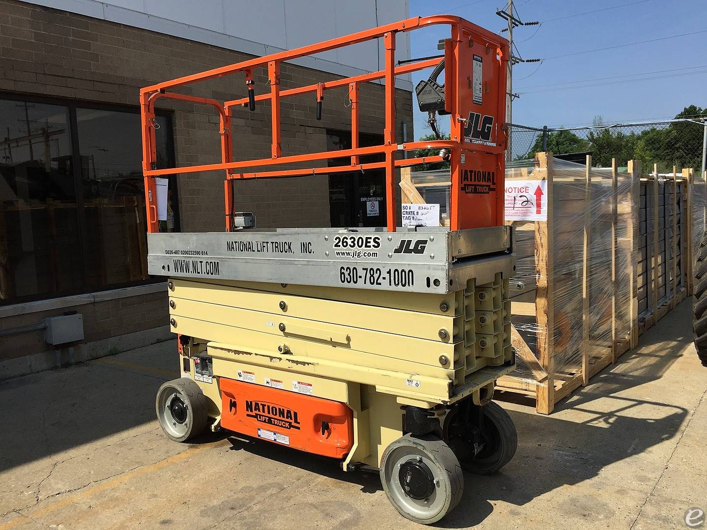 2014 JLG 2630ES