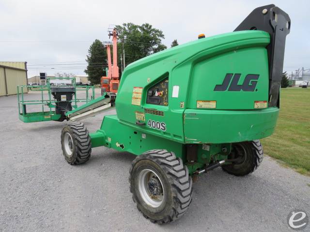 2015 JLG 400S