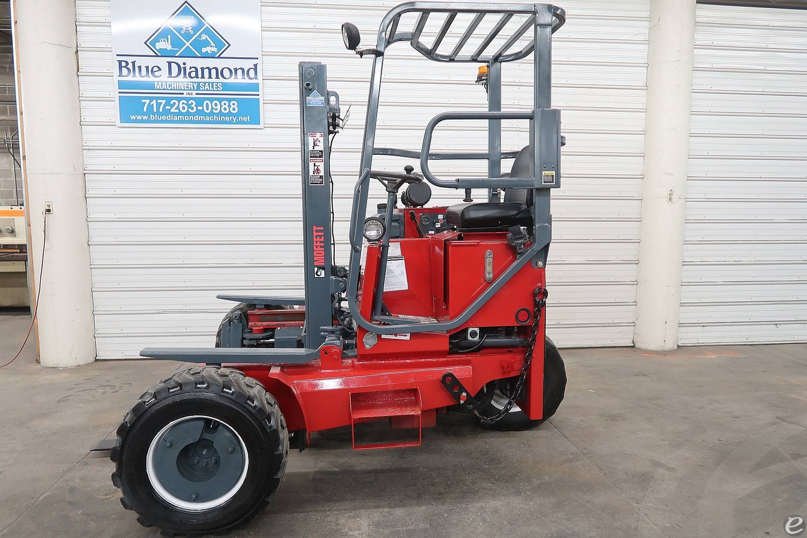 2005 Moffett M5500 N 4W