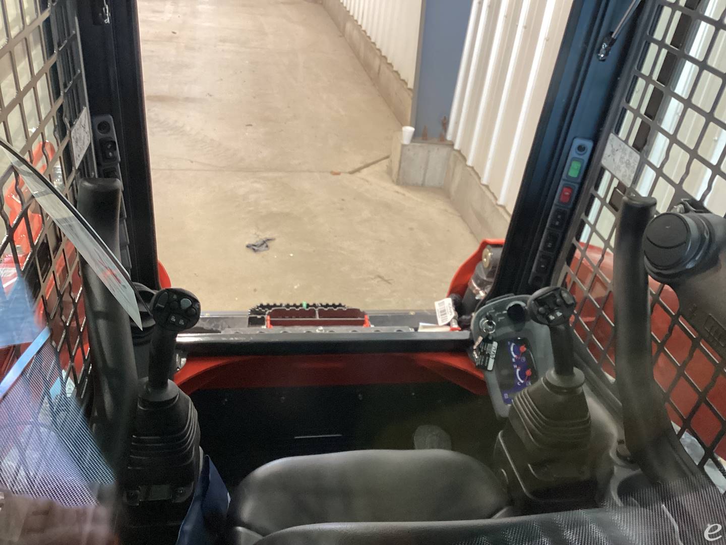 2024 Kubota SSV75PHFRC