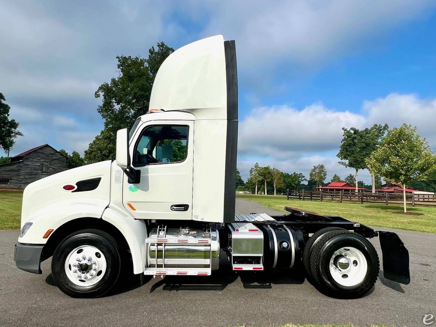 2021 Peterbilt 579