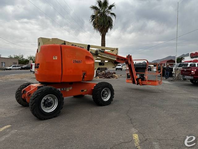 2010 JLG 450AJ