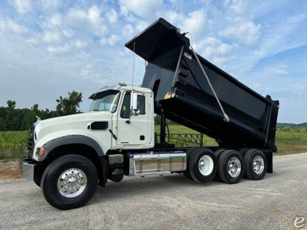 2024 Mack GRANITE 64FR