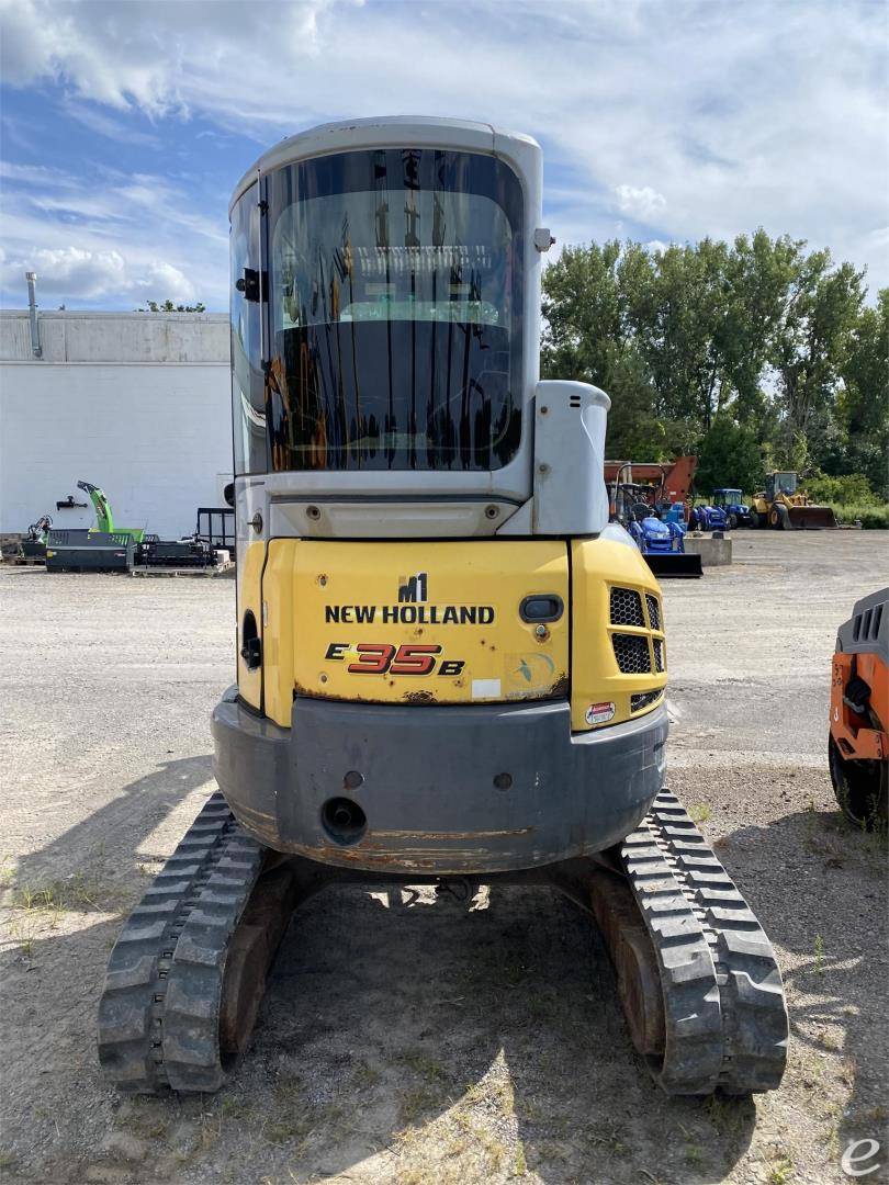 2008 New Holland E35B