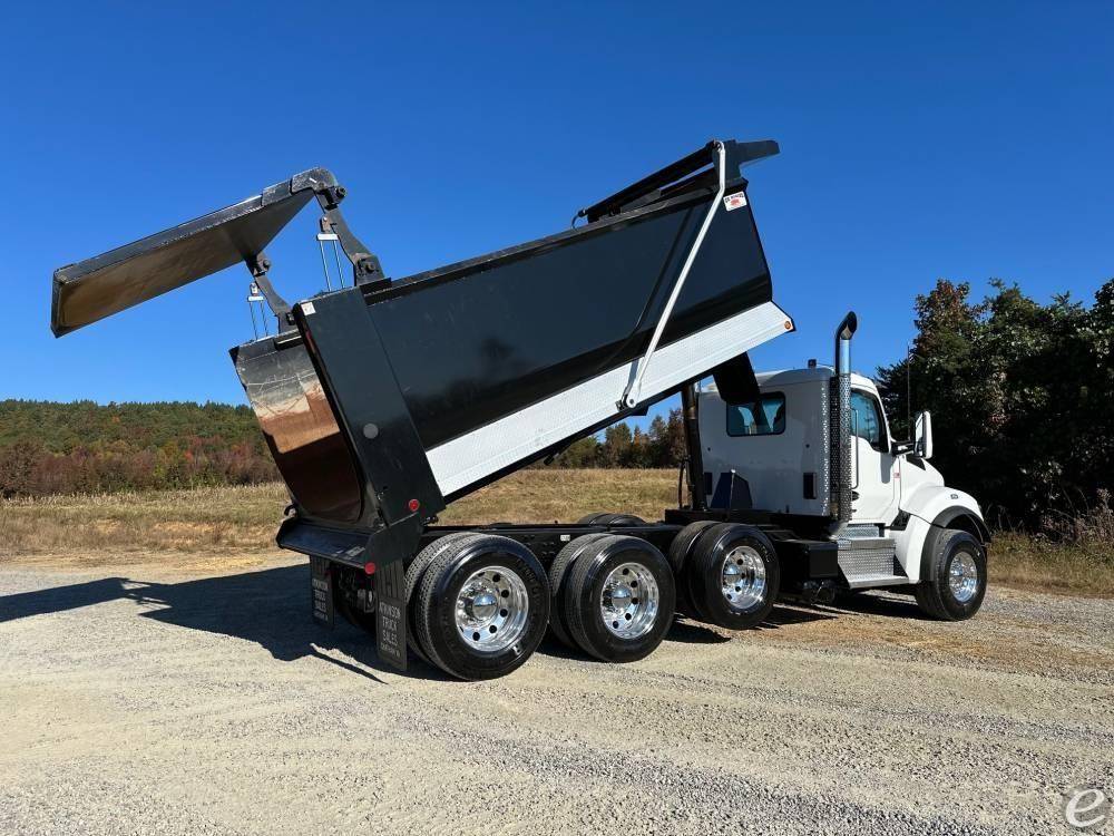 2023 Kenworth T880S