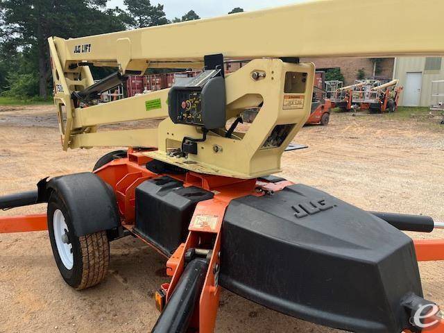 2018 JLG T500J