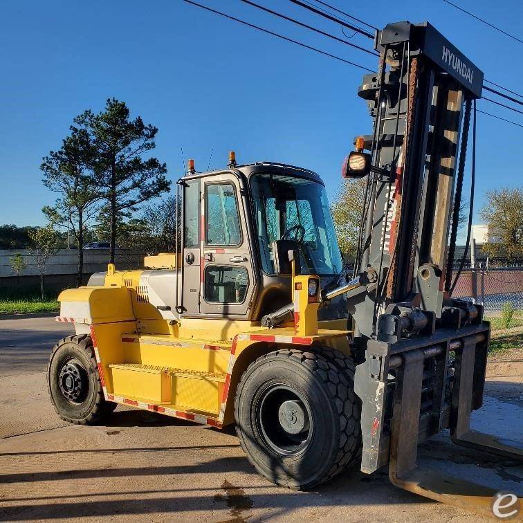 2013 Hyundai 160D-7E